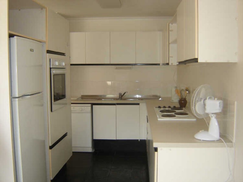9/111 Rio Vista Boulevard, Broadbeach Waters QLD 4218