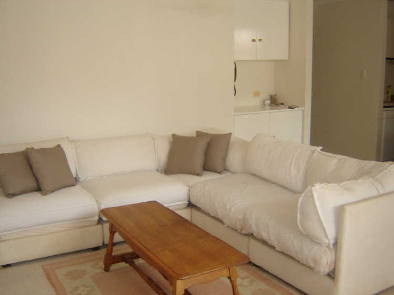 9/111 Rio Vista Boulevard, Broadbeach Waters QLD 4218