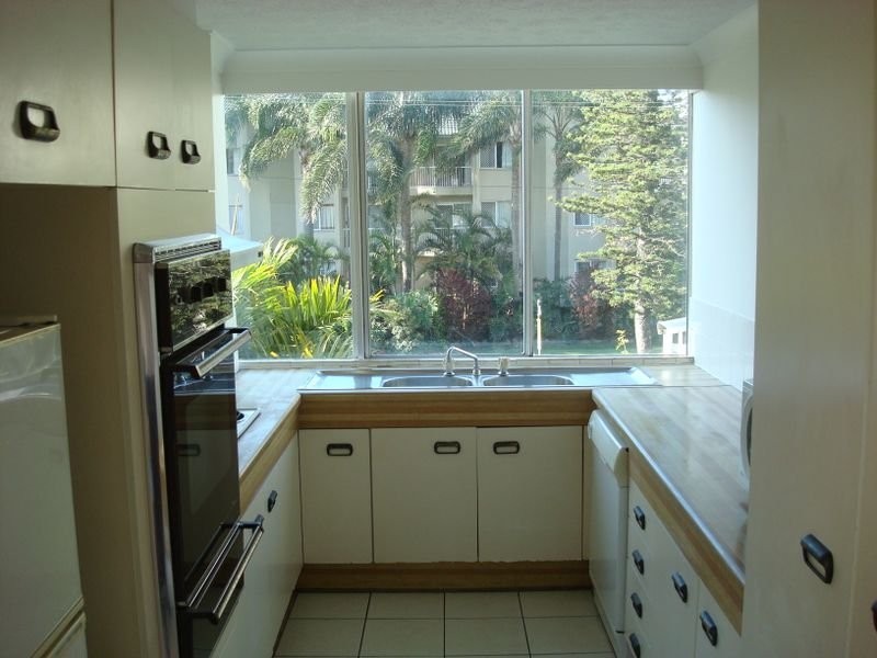 5/220 Surf Parade, Surfers Paradise QLD 4217