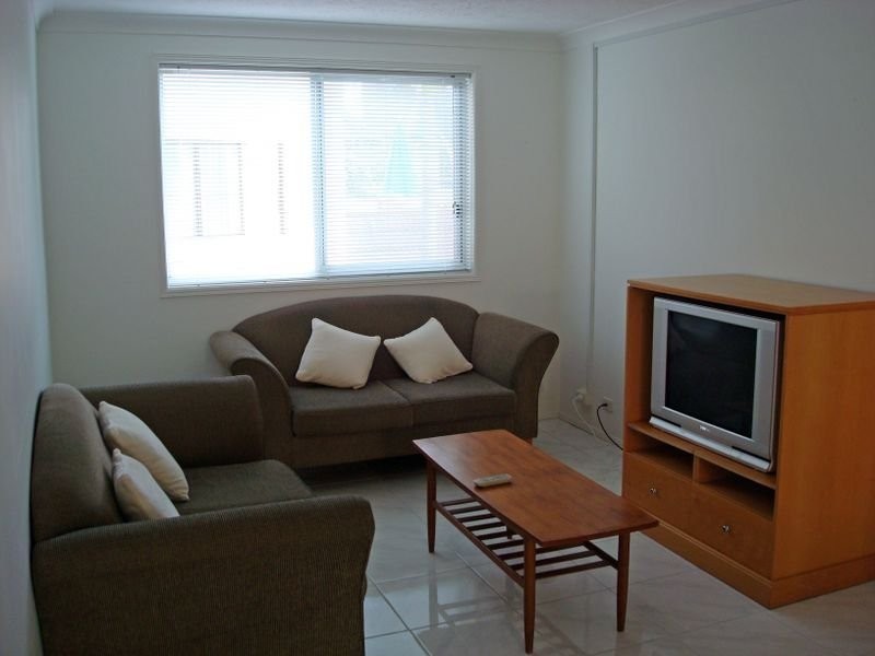 Unit 3/45 Britannia Avenue, Broadbeach QLD 4218