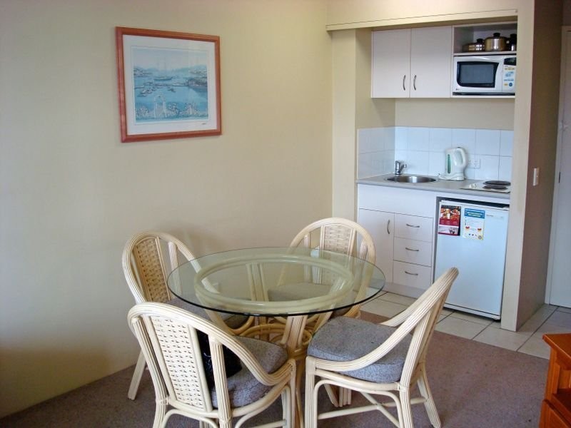 421/1 Paradise Island, Surfers Paradise QLD 4217