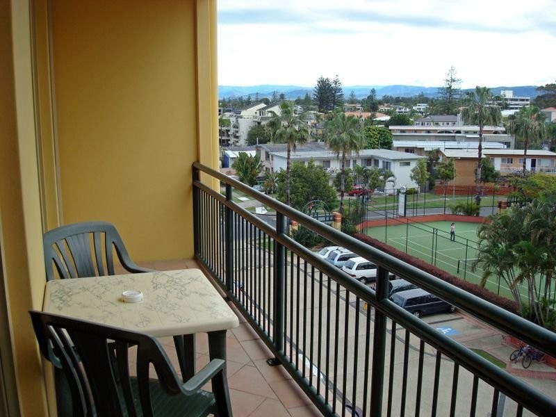 421/1 Paradise Island, Surfers Paradise QLD 4217