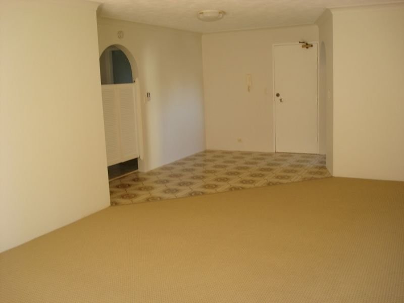 Unit 7/27 Armrick Avenue, Broadbeach QLD 4218