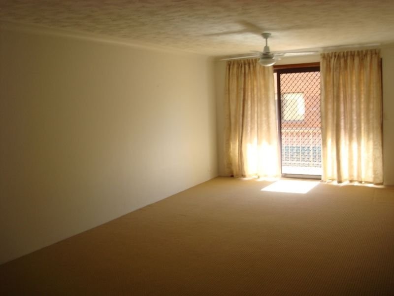 Unit 7/27 Armrick Avenue, Broadbeach QLD 4218