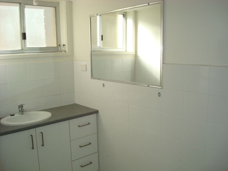 Broadbeach QLD 4218