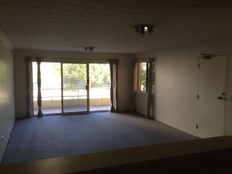 6/5 Australia Avenue, Broadbeach QLD 4218