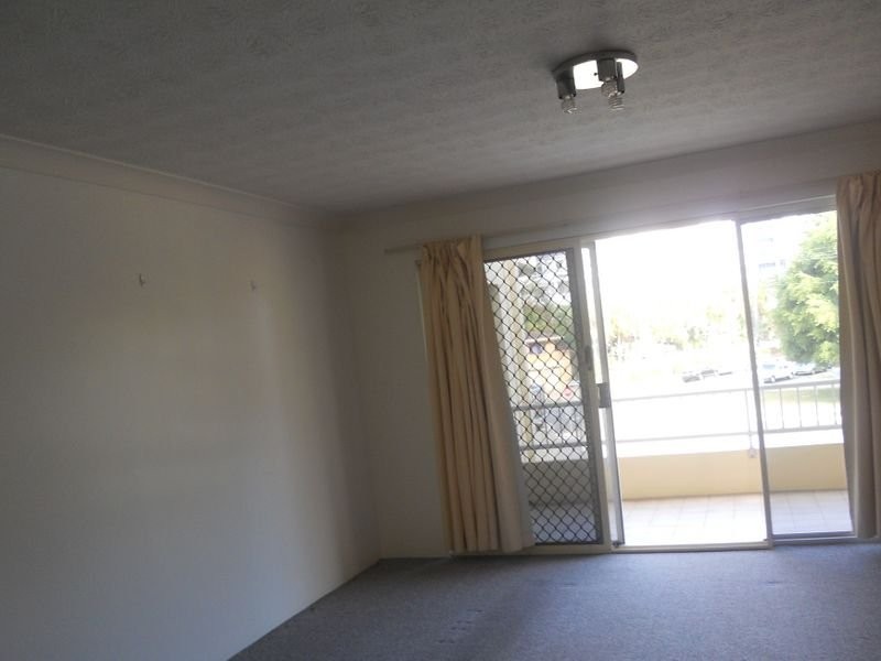 6/5 Australia Avenue, Broadbeach QLD 4218