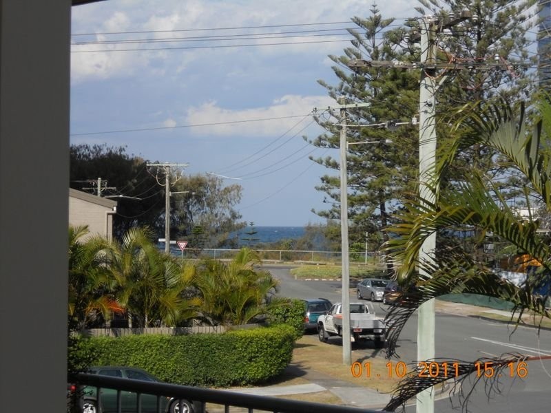 6/5 Australia Avenue, Broadbeach QLD 4218