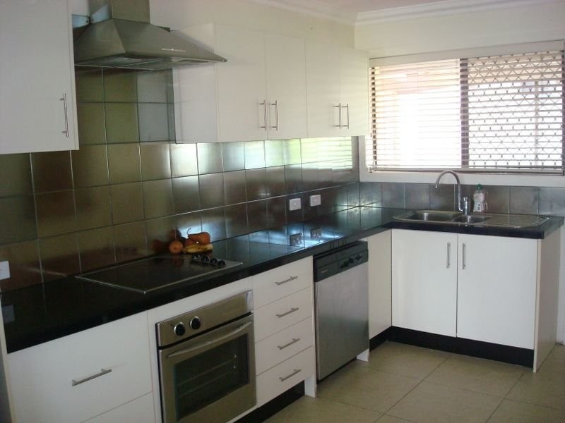 Unit 3/15 Miami Key, Broadbeach Waters QLD 4218