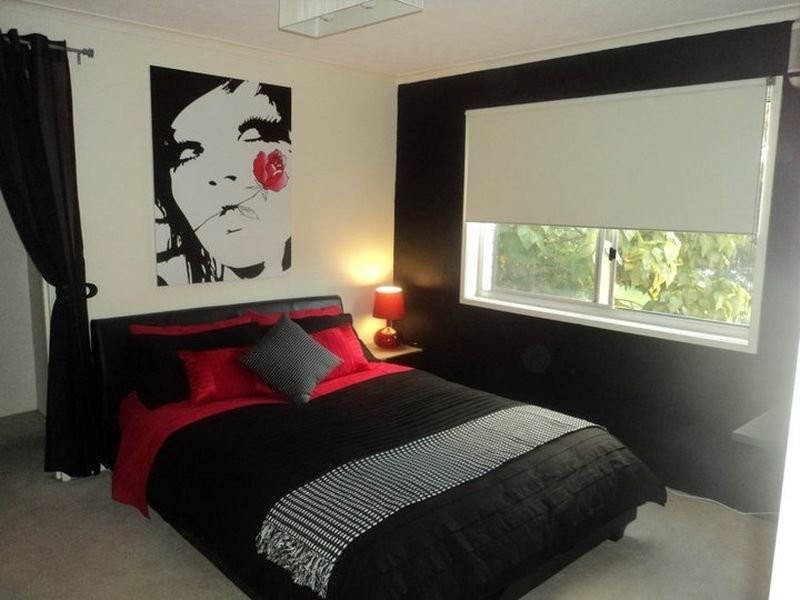 Unit 8/32 Armrick Avenue, Broadbeach QLD 4218