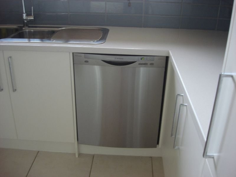 Unit 8/32 Armrick Avenue, Broadbeach QLD 4218