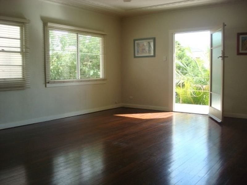 193 Scarborough Street, Southport QLD 4215