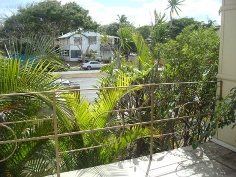 193 Scarborough Street, Southport QLD 4215