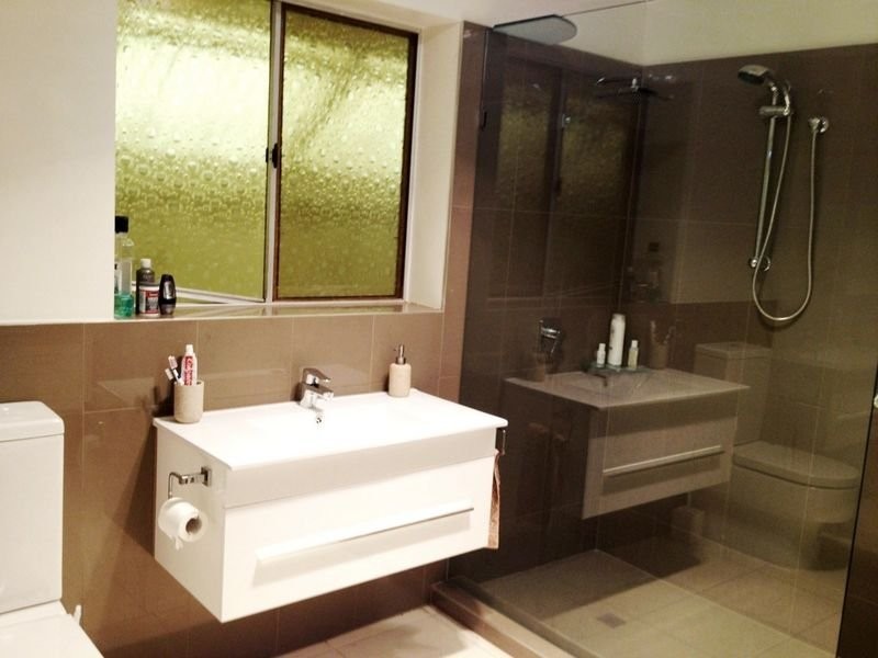 Broadbeach Waters QLD 4218