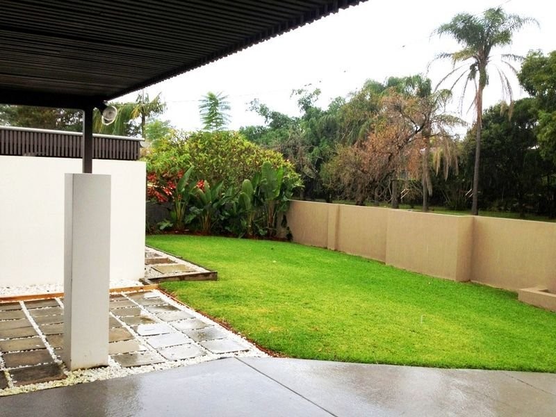 Broadbeach Waters QLD 4218