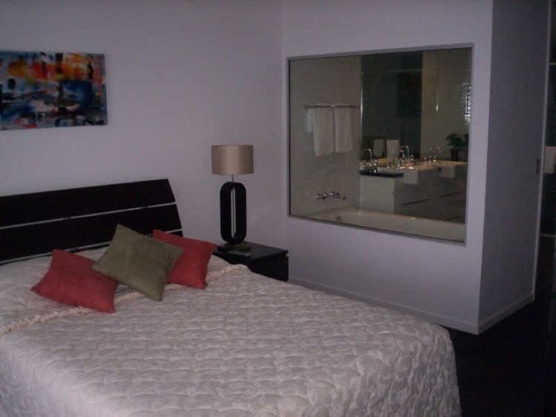 Broadbeach QLD 4218
