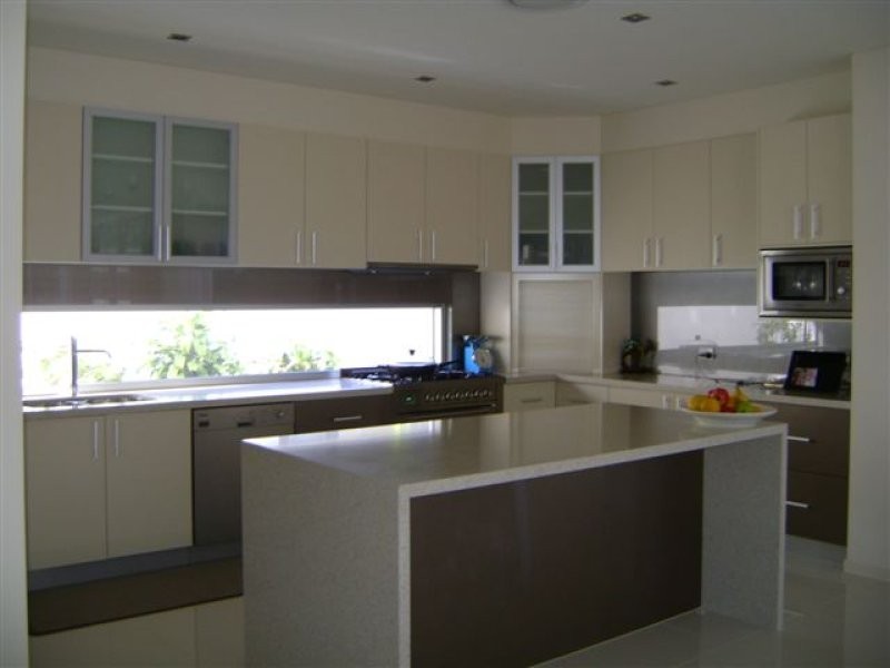 29 Hilda Street, Mermaid Beach QLD 4218