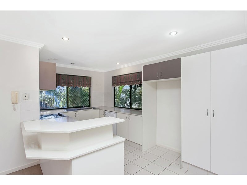 4/37 Brighton Street, Biggera Waters QLD 4216