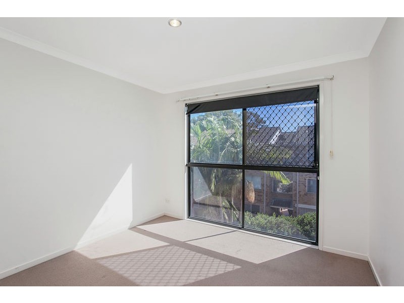 4/37 Brighton Street, Biggera Waters QLD 4216