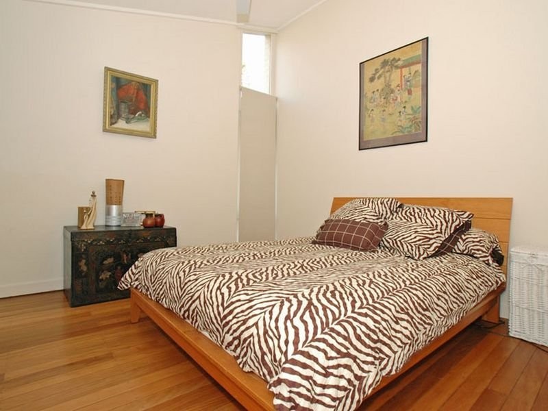 2 Amalfi Drive, Isle Of Capri QLD 4217