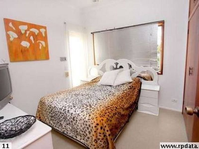 316 Bayview Street, Hollywell QLD 4216