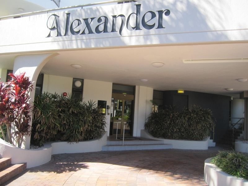 31/2943 Gold Coast Highway (Alexander), Surfers Paradise QLD 4217