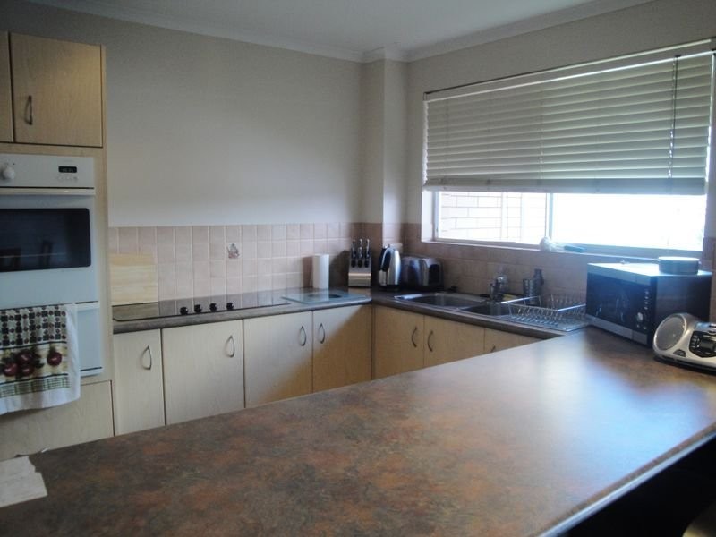 29 Duet Drive, Mermaid Waters QLD 4218