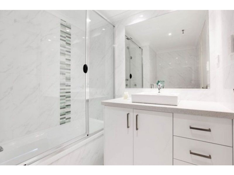 1 Albert Avenue, Broadbeach QLD 4218