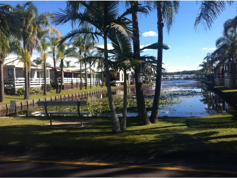 368 Oxley Drive, Runaway Bay QLD 4216