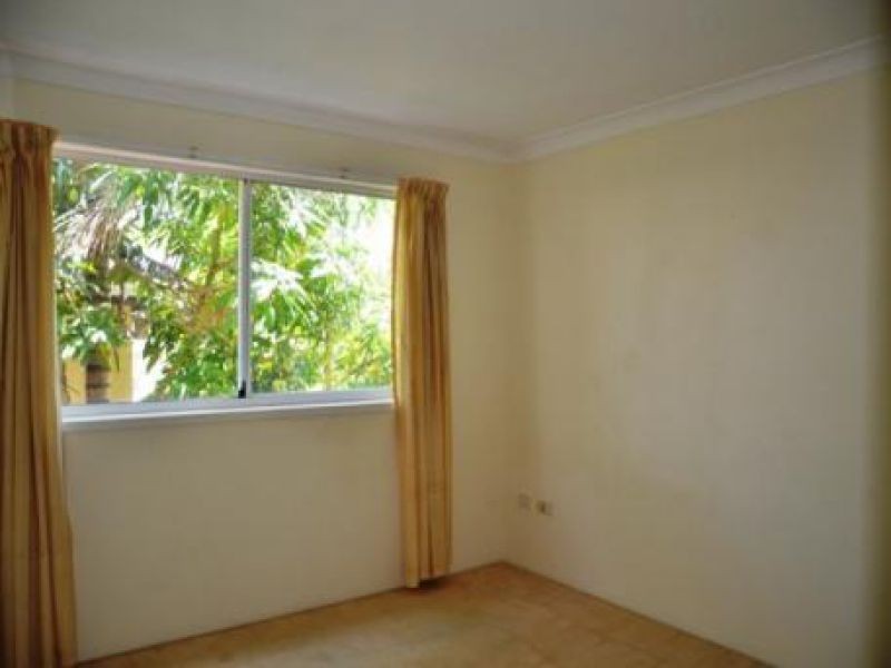 10/13 Monaco Street, Surfers Paradise QLD 4217