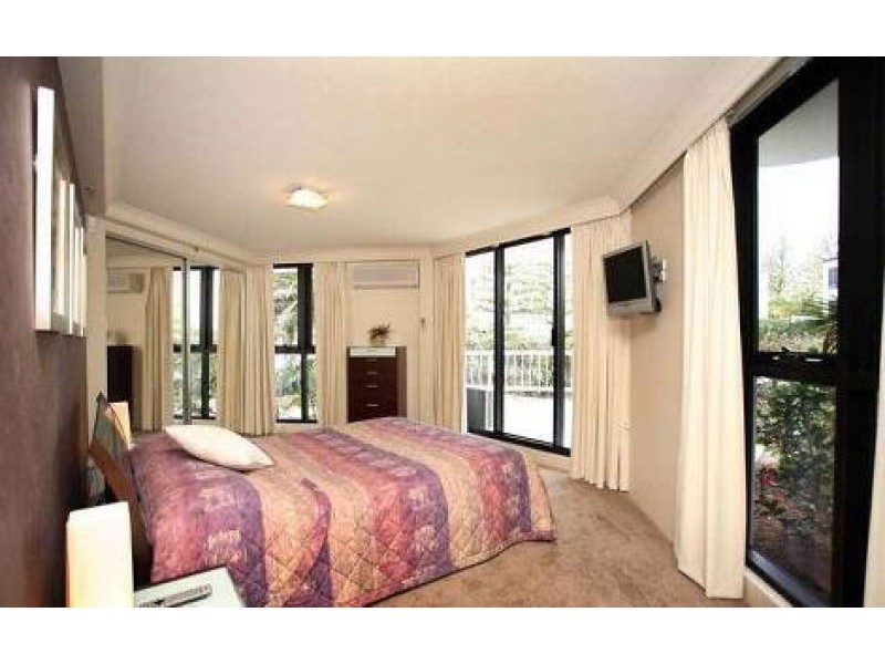 85 Old Burleigh Road, Surfers Paradise QLD 4217