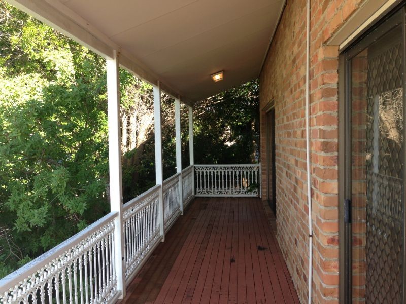 2/54 Broad Street, Labrador QLD 4215