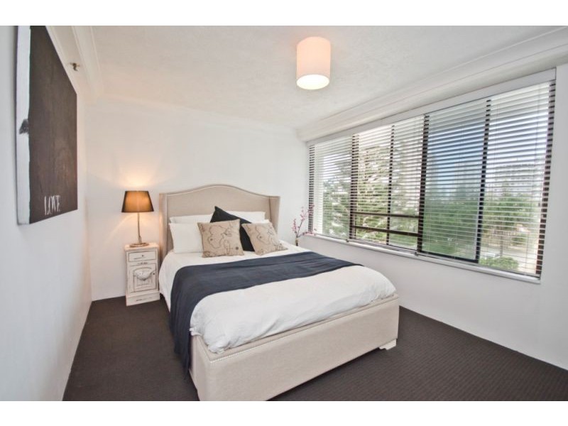 301/5 Enderley Avenue, Surfers Paradise QLD 4217