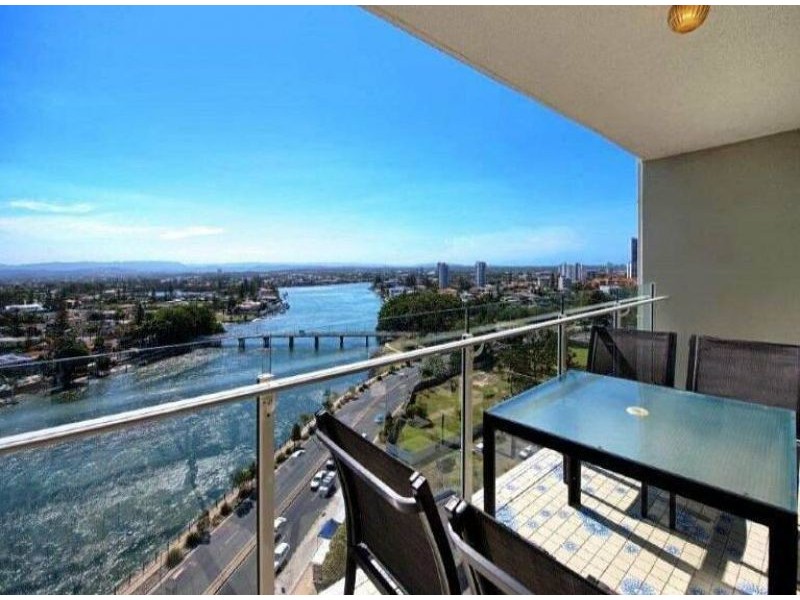 REF 1331, Surfers Paradise QLD 4217