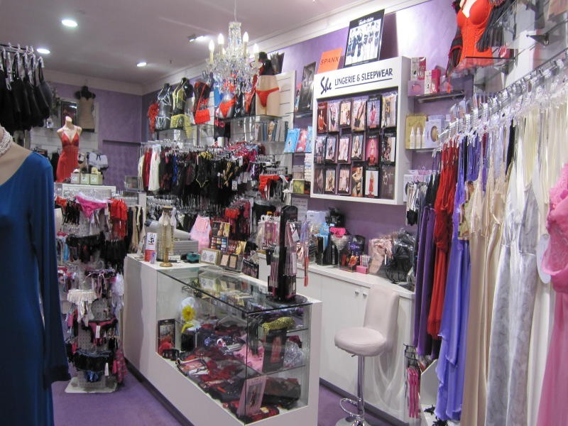 REF 1940, Broadbeach QLD 4218