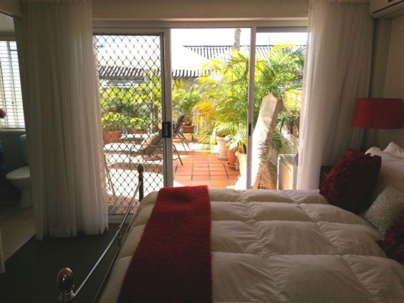 2/32 William Street, Mermaid Beach QLD 4218