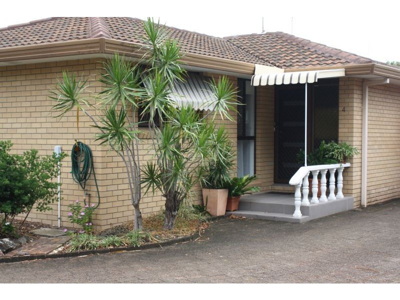 4/16 Christina Court, Mermaid Waters QLD 4218