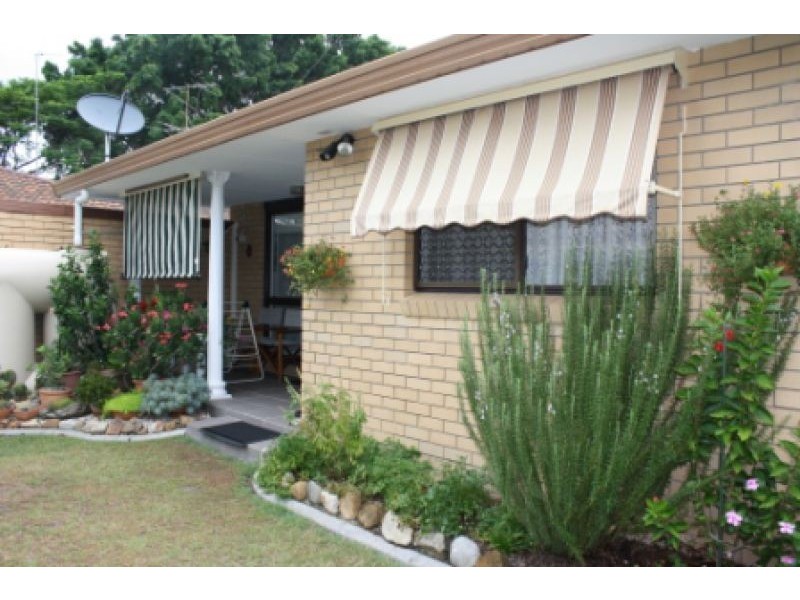 4/16 Christina Court, Mermaid Waters QLD 4218