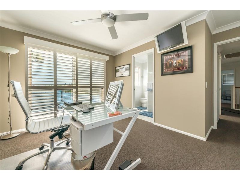 7 Clipper Boulevard, Clear Island Waters QLD 4226