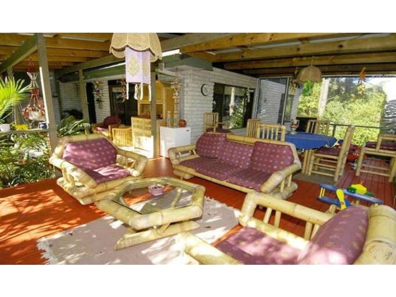 232 Heeb Street, Benowa QLD 4217