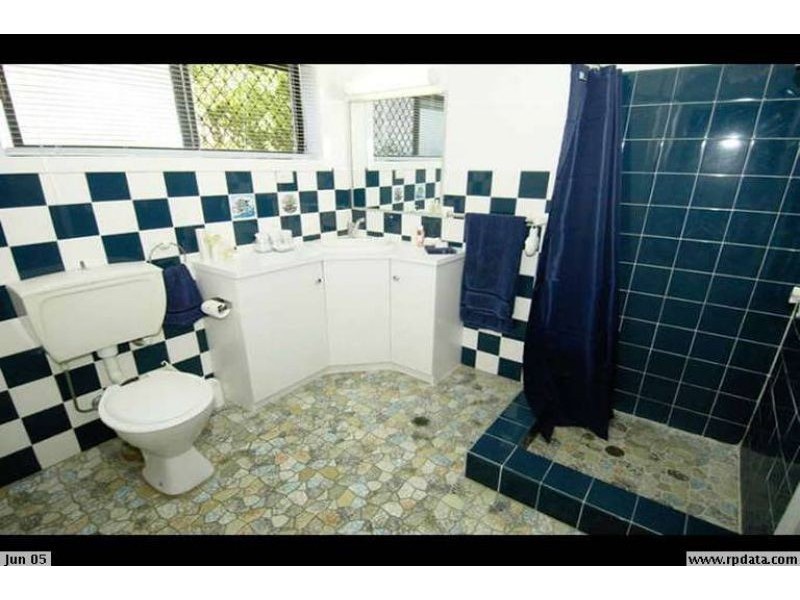 232 Heeb Street, Benowa QLD 4217