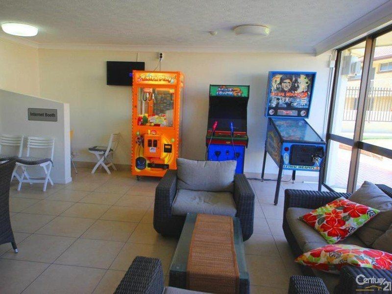 9D/50 Old Burleigh Road, Surfers Paradise QLD 4217