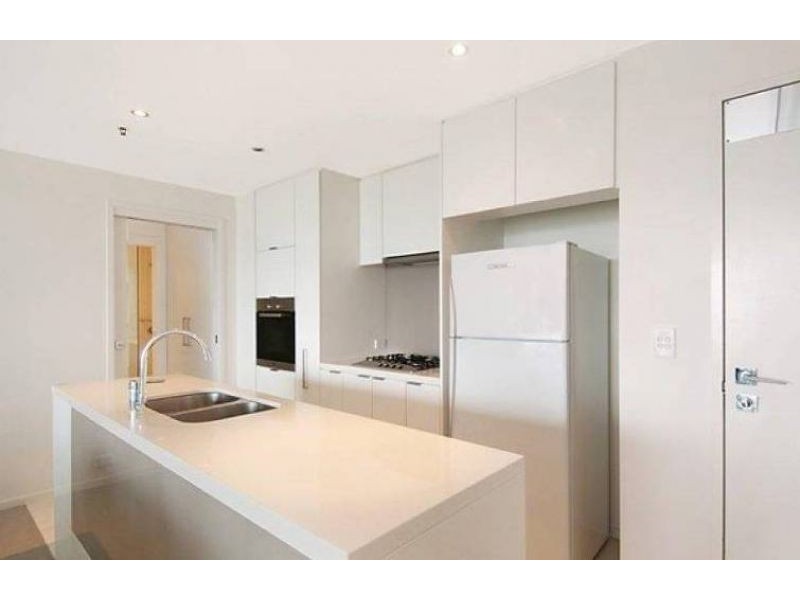 14 George Avenue, Broadbeach QLD 4218