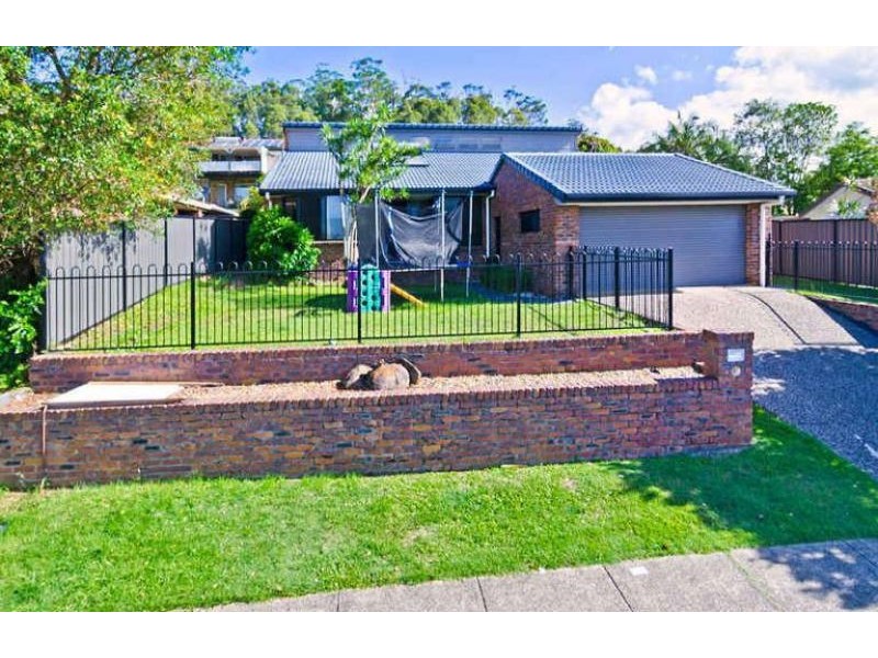 73 Bienvenue Drive, Currumbin Waters QLD 4223