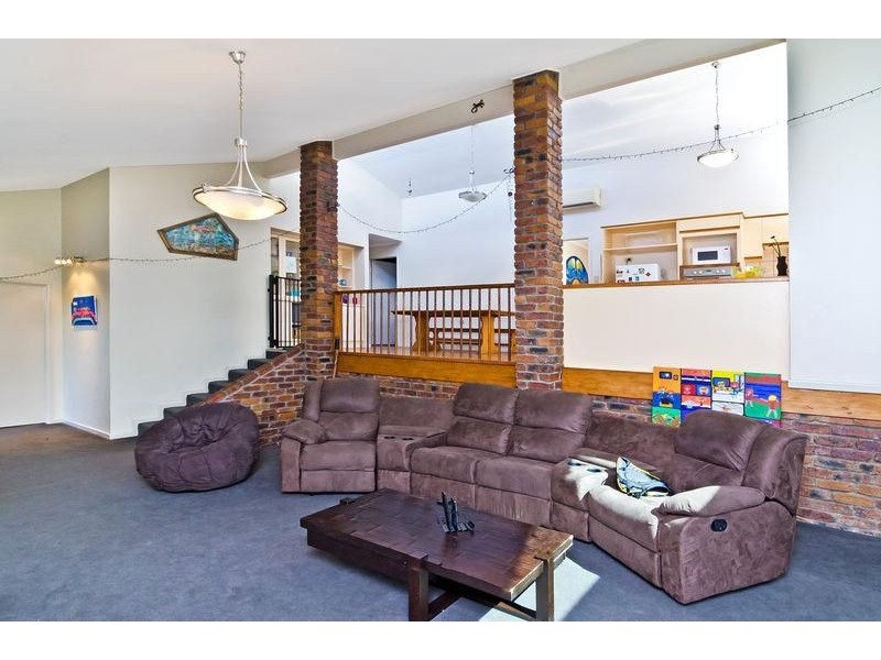 73 Bienvenue Drive, Currumbin Waters QLD 4223