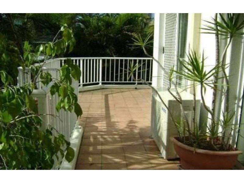 3/10 Jubilee Avenue, Broadbeach QLD 4218