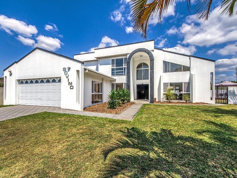 1 Cutwater Close, Clear Island Waters QLD 4226