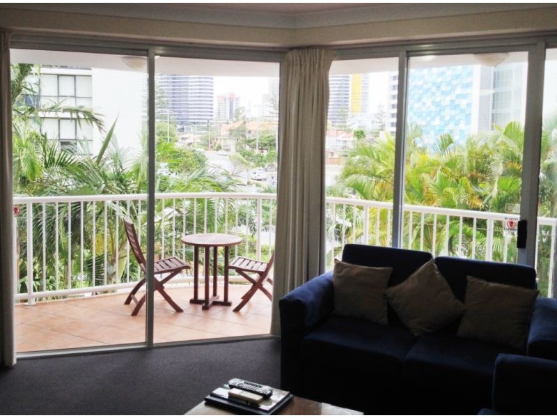 2012/2633 Gold Coast Highway, Broadbeach QLD 4218
