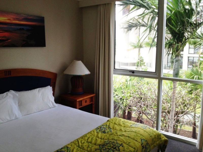 2012/2633 Gold Coast Highway, Broadbeach QLD 4218
