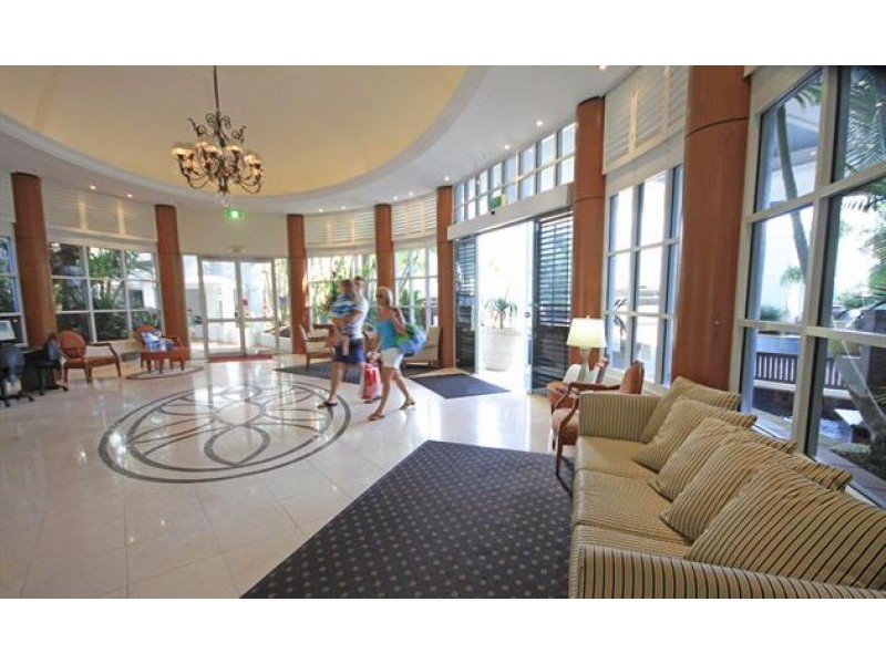 2012/2633 Gold Coast Highway, Broadbeach QLD 4218